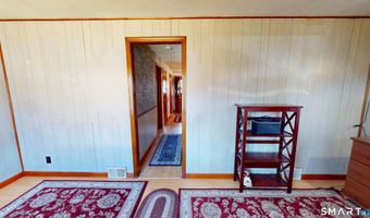 137 Brook St, Bristol, CT 06010