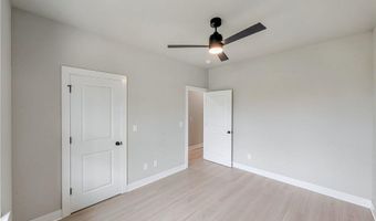 10 Olmsted Cir, Bella Vista, AR 72715