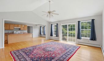 50 Hoskins Rd, Bloomfield, CT 06002