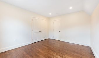 2-4 Brechin Ter, Andover, MA 01810