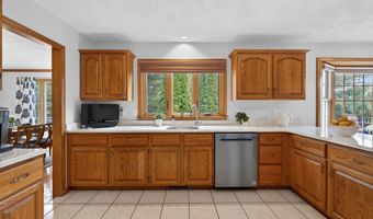2 Stouffer Cir, Andover, MA 01810