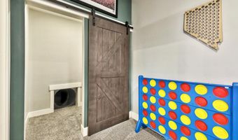1409 Hunters Point Dr, Gardnerville, NV 89410