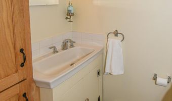 18 S Beach St, Sebago, ME 04029