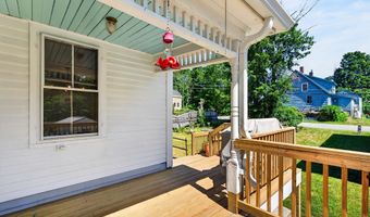 105 South St, Barre, MA 01005