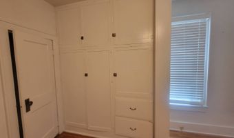 2015 L St, Auburn, NE 68305