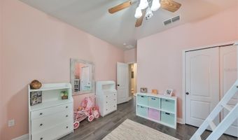 7023 OLD BENTON Dr, Apollo Beach, FL 33572
