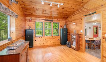 5084 Woodland Ave, Bagley, MN 55803