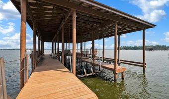 5617 S Lakeshore Dr, Shreveport, LA 71119