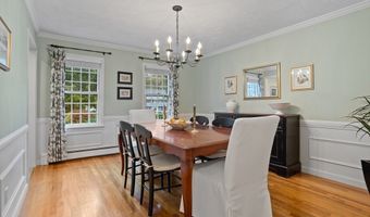 19 Lincoln Dr, Acton, MA 01720