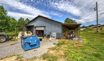 141 Holcomb Spur NW, Adairsville, GA 30103