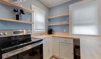 382 Spring St 3, Newport, RI 02840