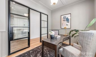 4021 Ridgecrest Ave, Charlotte, NC 28211