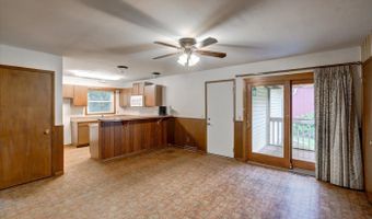 1702 Rae Ln, Madison, WI 53711
