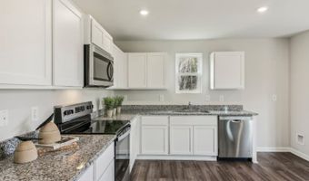 183 Kinsale Dr, Macon, GA 31216