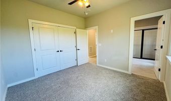 61 Skipton Dr, Bella Vista, AR 72714