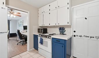 1268 Oak Park Dr, Aransas Pass, TX 78336