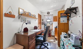 1422 MCCLOUD Rd, Aledo, IL 61231