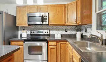 35 HILLMAN Ct, Aberdeen, MD 21001