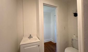 35 B Circle St, Bristol, CT 06010