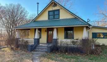 9372 State Highway PP, Ava, MO 65608