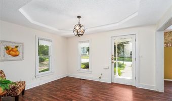920 Grove St, Baldwin City, KS 66006