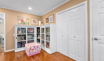 947 Kauku Pl, Honolulu, HI 96825