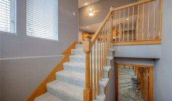 1303 N 158th Ct, Basehor, KS 66007