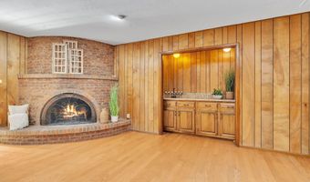 7910 Academy Trl NE, Albuquerque, NM 87109