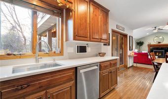 601 24th St NW, Austin, MN 55912