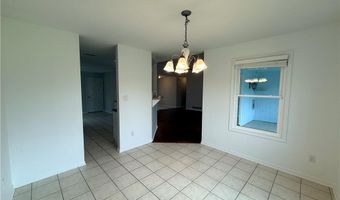 927 Jasara Cir, Baldwin City, KS 66006