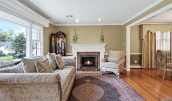 7052 WARDELL St, Annandale, VA 22003