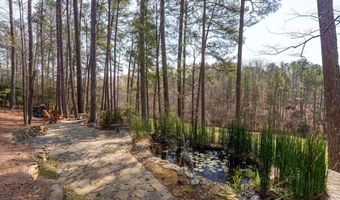 6 Twin Oaks Ct, Spartanburg, SC 29306
