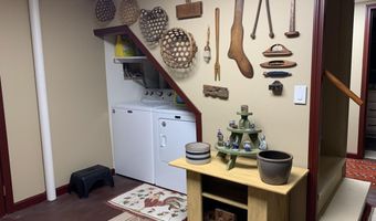 46 Club House Ln 9, Auburn, ME 04210