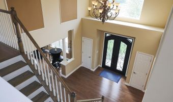 5 Denise Dr, Allentown, NJ 08501