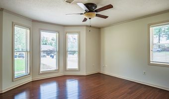 122 Hemlock Rd, Batesville, MS 38606