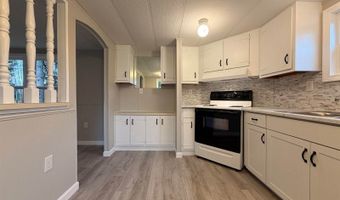 48 Bushey St, Ashland, ME 04732