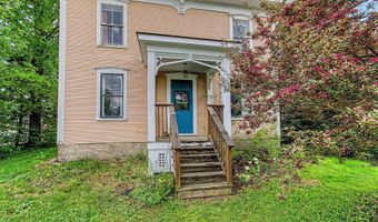 498 Montgomery Rd, Berkshire, VT 05447