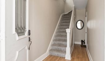 81 W 3RD St, Bayonne, NJ 07002