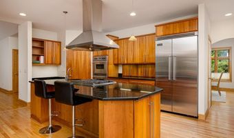 2135 Tuomy Rd, Ann Arbor, MI 48104