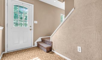 33 Windward Dr, Barnegat, NJ 08005