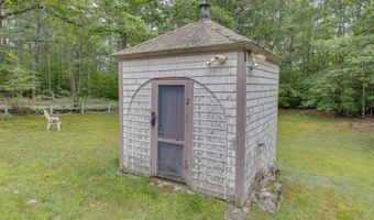 314 Dane Rd, Center Harbor, NH 03226