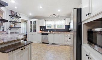 222 Fisher Turnpike Rd, Arapahoe, NC 28510