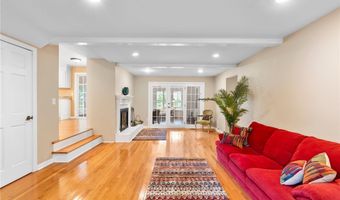 100 Rollingwood St, Amherst, NY 14221