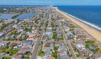 21 Mount St B-3, Bay Head, NJ 08742
