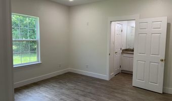 180 Lovers Ln, Alto, TX 75925