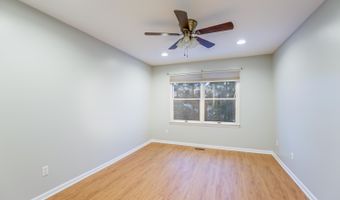 2434 Mulberry Ct, Ann Arbor, MI 48104