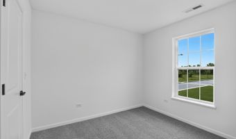 1207 Glenmont St, Algonquin, IL 60102