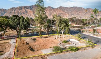 344 E Las Flores Dr, Altadena, CA 91001