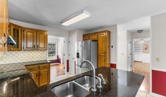 404 Woodvale Ln, Aiken, SC 29801