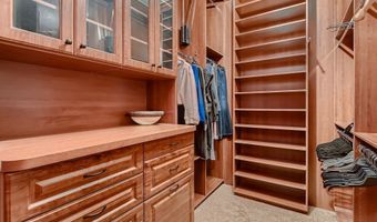 2845 Red Arrow Dr, Las Vegas, NV 89135